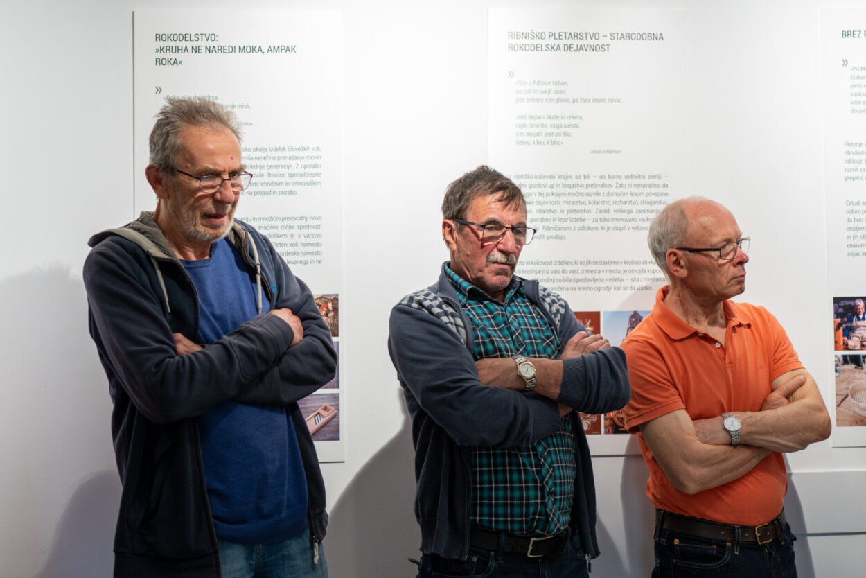 𝗠𝗔𝗦𝗜𝗩𝗘𝗡 𝗟𝗘𝗦 𝗩𝗜𝗧𝗥𝗘 𝗣𝗢𝗛𝗜Š𝗧𝗩𝗢 𝗟𝗘𝗦𝗘𝗡𝗘 𝗞𝗢𝗖𝗞𝗘 𝗩𝗜𝗧𝗥𝗘 𝗜𝗭𝗩𝗜𝗥𝗡𝗢 𝗣𝗢𝗛𝗜Š𝗧𝗩𝗢 02999